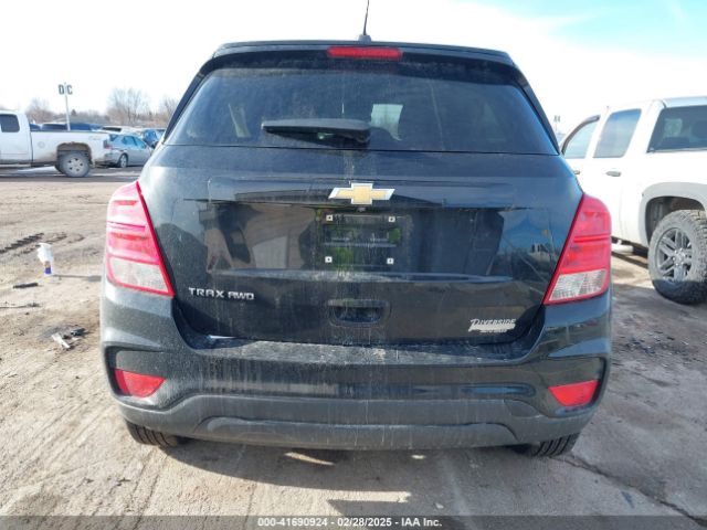 3GNCJNSB8KL324963 Chevrolet TRAX LS