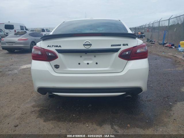 1N4AL3AP7JC181385 Nissan Altima 2.5 Sr