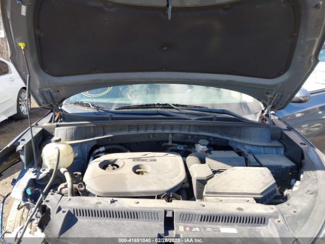 KM8J33A43JU678990 Hyundai TUCSON SEL