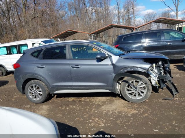 KM8J33A43JU678990 Hyundai TUCSON SEL