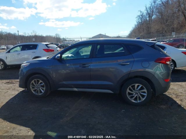KM8J33A43JU678990 Hyundai TUCSON SEL