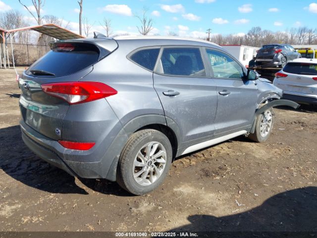 KM8J33A43JU678990 Hyundai TUCSON SEL