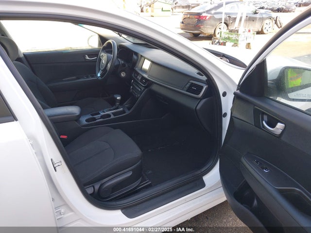 5XXGT4L3XJG216120 KIA Optima Lx