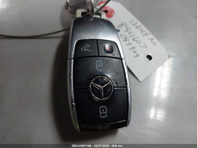WDDZF4JB1HA085505 Mercedes-Benz E 300