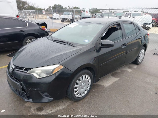 Toyota COROLLA LE 2016 5YFBURHE0GP394083 Image 2
