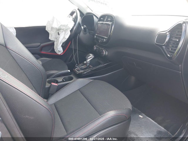 KNDJ53AF6N7832208 KIA Soul Turbo