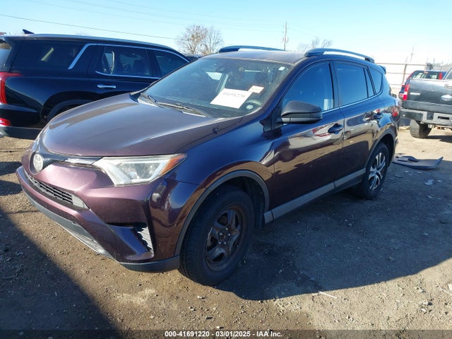 2T3ZFREVXHW329875 Toyota RAV4 LE