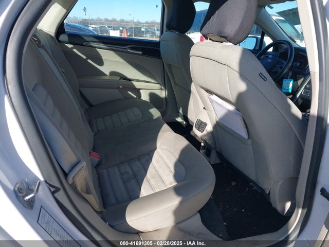 3FA6P0LU4JR152682 Ford Fusion Hybrid Se