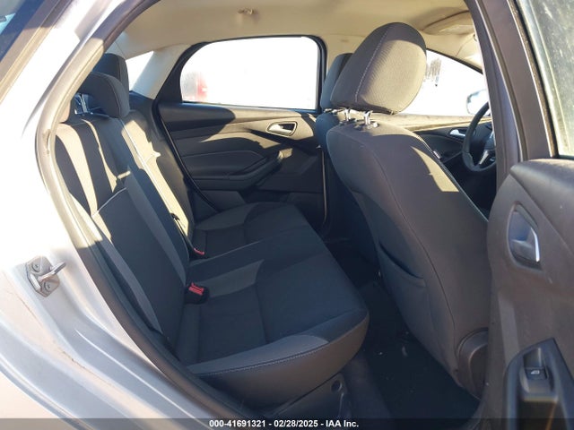 1FADP3F20EL454106 Ford FOCUS SE