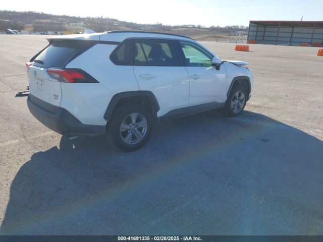 2T3P1RFVXNW250254 Toyota Rav4 Xle
