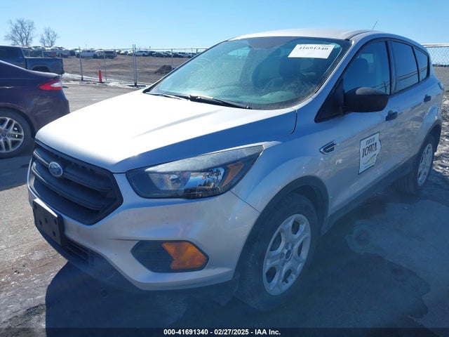 Ford ESCAPE S 2018 1FMCU0F77JUB76409 Image 2