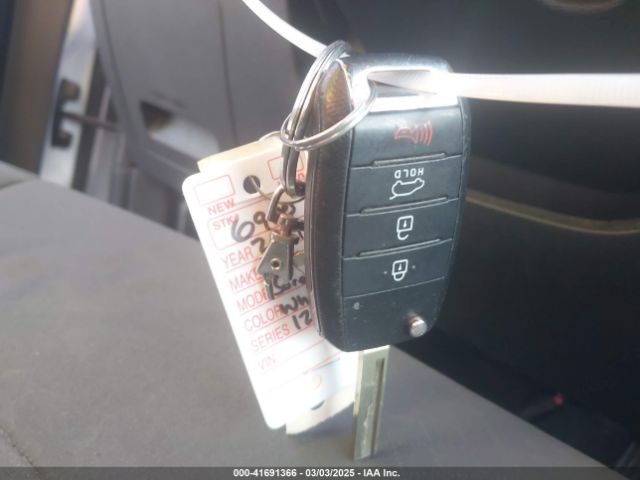 5XYPGDA58KG481205 KIA Sorento 3.3l Lx