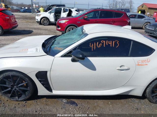 2024 TOYOTA GR86 JF1ZNBE17R8753079 Photo 5