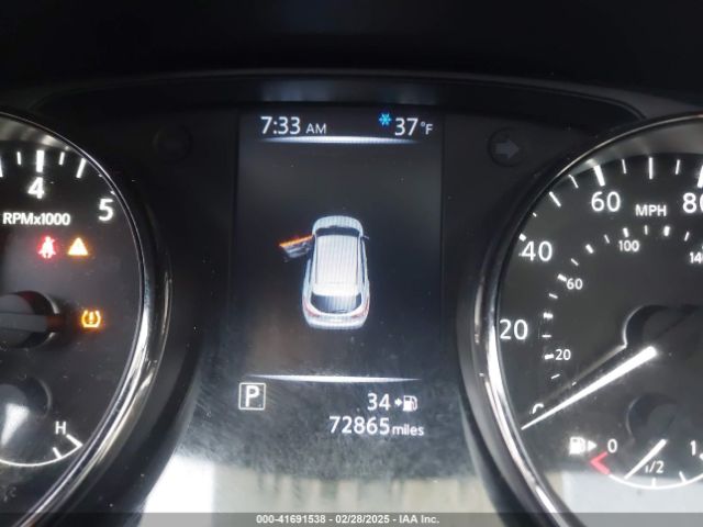 JN1BJ1CR1HW109035 Nissan Rogue Sport Sl