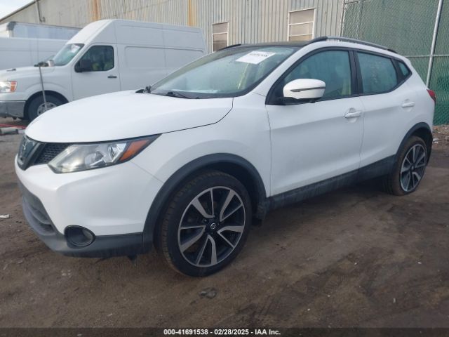 JN1BJ1CR1HW109035 Nissan Rogue Sport Sl