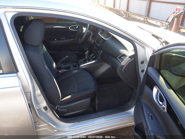 3N1AB7AP9HY335541 Nissan SENTRA SV