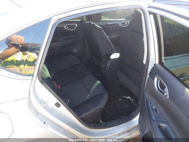 3N1AB7AP9HY335541 Nissan SENTRA SV