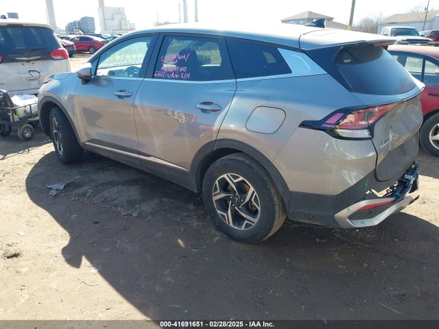 KIA Sportage Lx 2024 KNDPUCDF4R7214349 Image 3