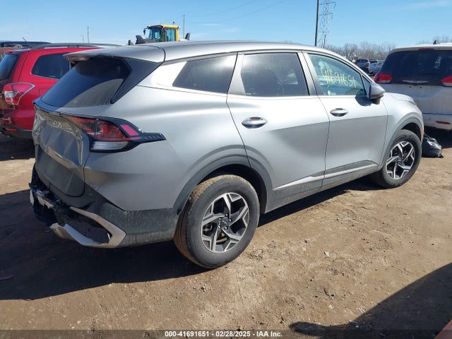 KIA Sportage Lx 2024 KNDPUCDF4R7214349 Image 4
