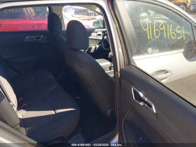 KIA Sportage Lx 2024 KNDPUCDF4R7214349 Image 8