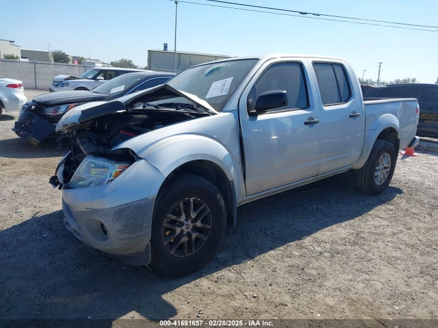 1N6AD0ER2JN747472 Nissan Frontier Sv