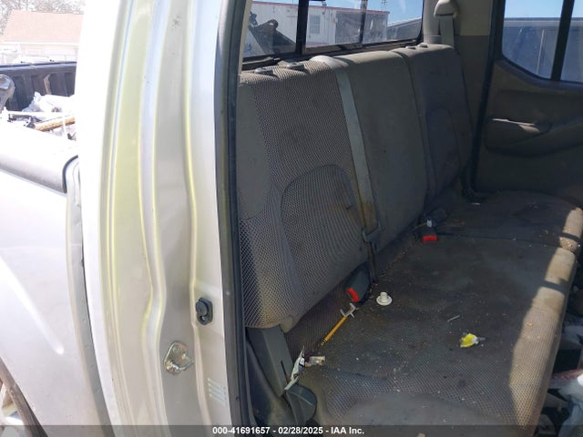 1N6AD0ER2JN747472 Nissan Frontier Sv