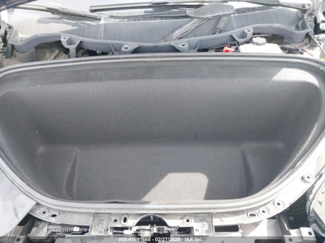 2024 TESLA MODEL X 7SAXCAE59RF436735 Photo 9