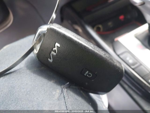 3KPF44AC1RE740840 KIA FORTE GT