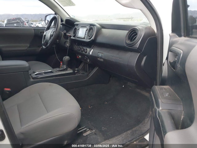 5TFRX5GN6JX110514 Toyota Tacoma Sr