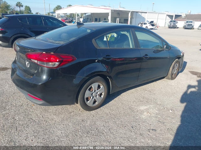 3KPFL4A72JE272434 KIA FORTE LX
