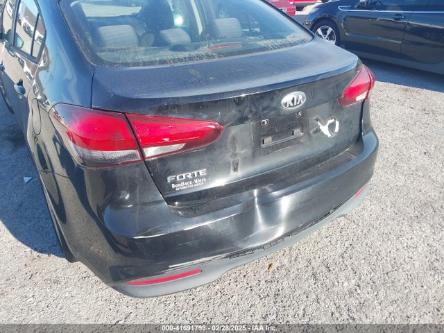 3KPFL4A72JE272434 KIA FORTE LX