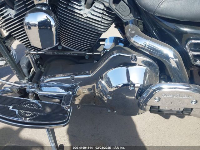 2005 HARLEY-DAVIDSON FLHRI 1HD1FBW1X5Y622191 Photo 8
