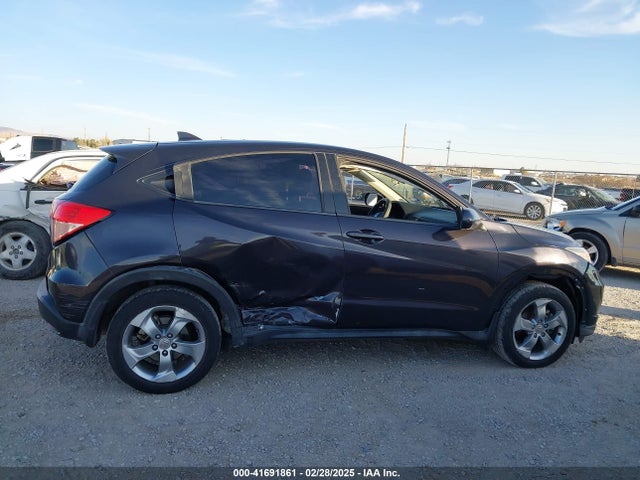 3CZRU5H32HM721723 Honda HR-V LX