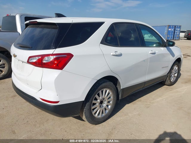 3GNAXHEV0KS541894 Chevrolet EQUINOX LS