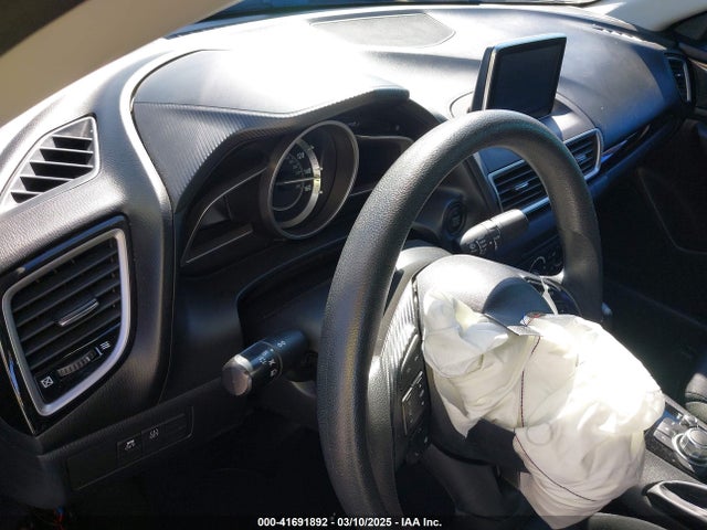 3MZBM1U71FM127241 Mazda pe