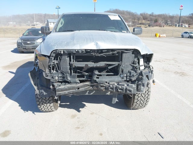 1C6RR7FT7HS795742 RAM 1500 Express  4x4 6'4 Box