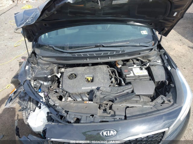 3KPFK4A7XJE245341 KIA FORTE LX