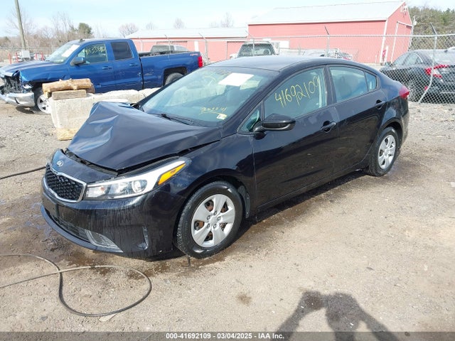 3KPFK4A7XJE245341 KIA FORTE LX