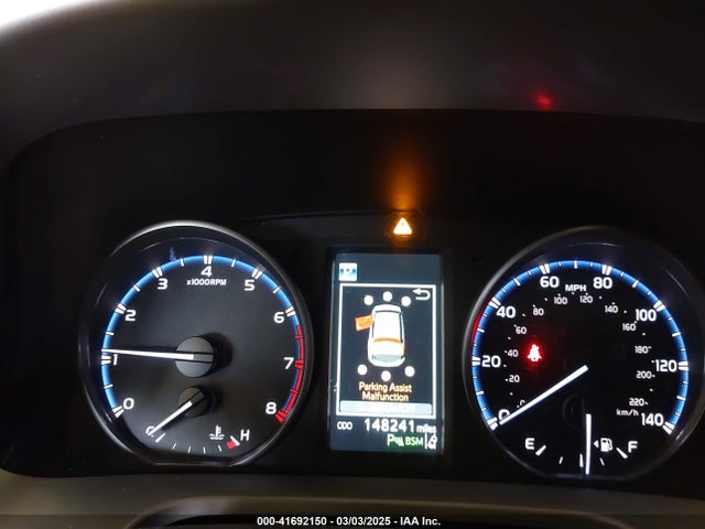 JTMRFREV3HJ170289 Toyota Rav4 Xle