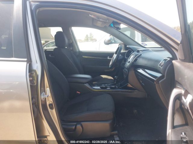 5XYKT4A66FG625788 KIA SORENTO LX