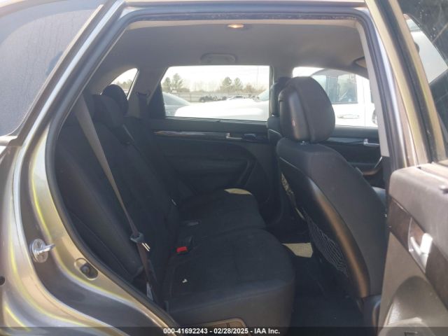 5XYKT4A66FG625788 KIA SORENTO LX