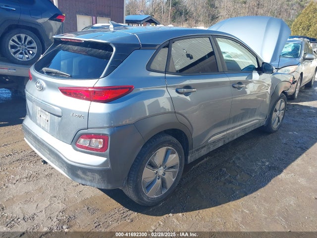 KM8K33AGXKU031518 Hyundai Kona Ev Limited