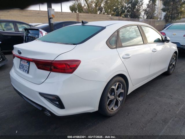 3KPF24AD1LE170599 KIA Forte Lxs