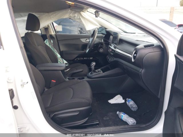 3KPF24AD1LE170599 KIA Forte Lxs