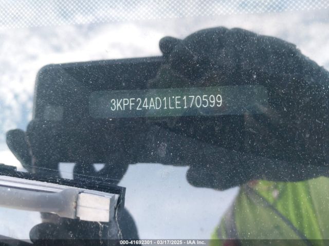 3KPF24AD1LE170599 KIA Forte Lxs