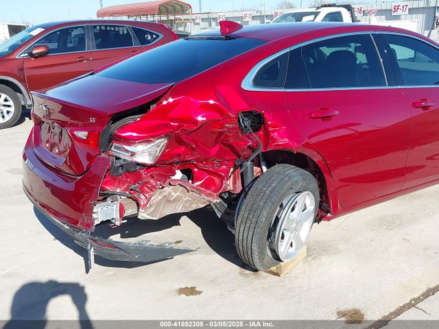 1G1ZD5STXRF246959 Chevrolet Malibu Fwd 1lt