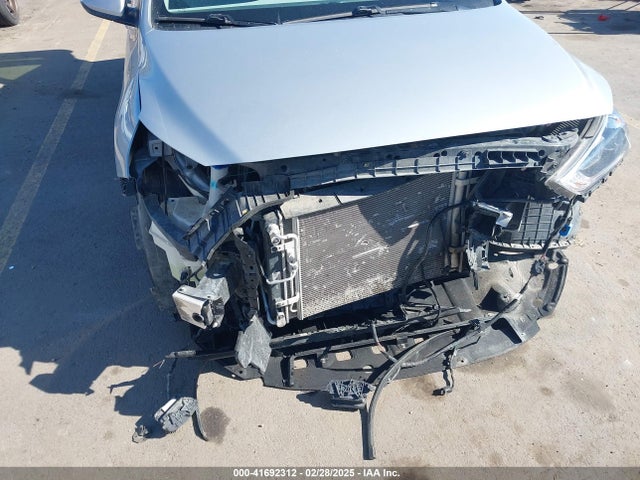 KMHC75LC1LU200857 Hyundai Ioniq Hybrid Se