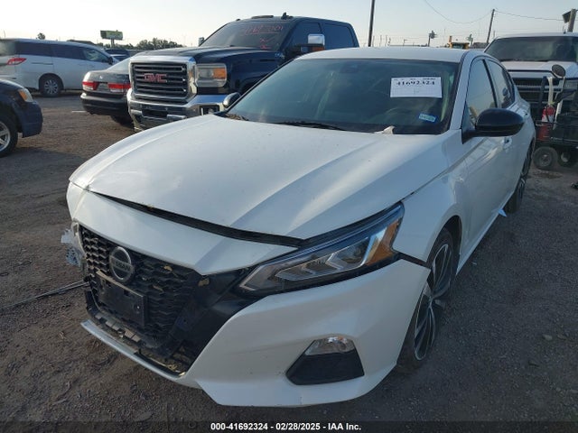1N4BL4CV3NN362578 Nissan Altima Sr Fwd