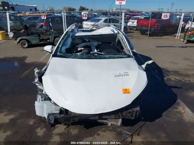 4T1BF1FK4HU358000 Toyota CAMRY LE