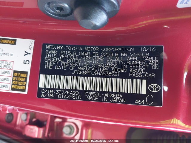 Toyota Prius Two 2017 JTDKBRFU9H3538921 Image 9